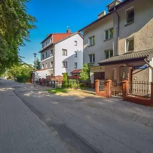 Klonowa Kołobrzeg